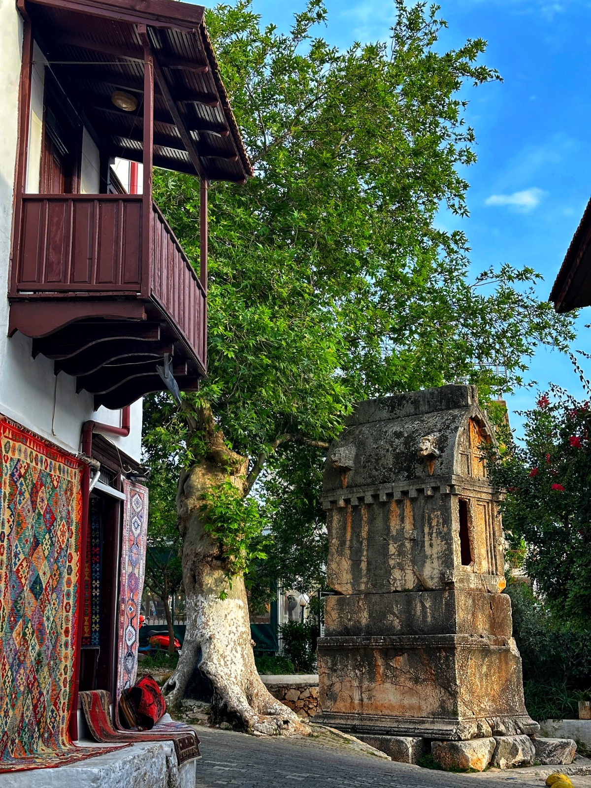 Kral mezarı